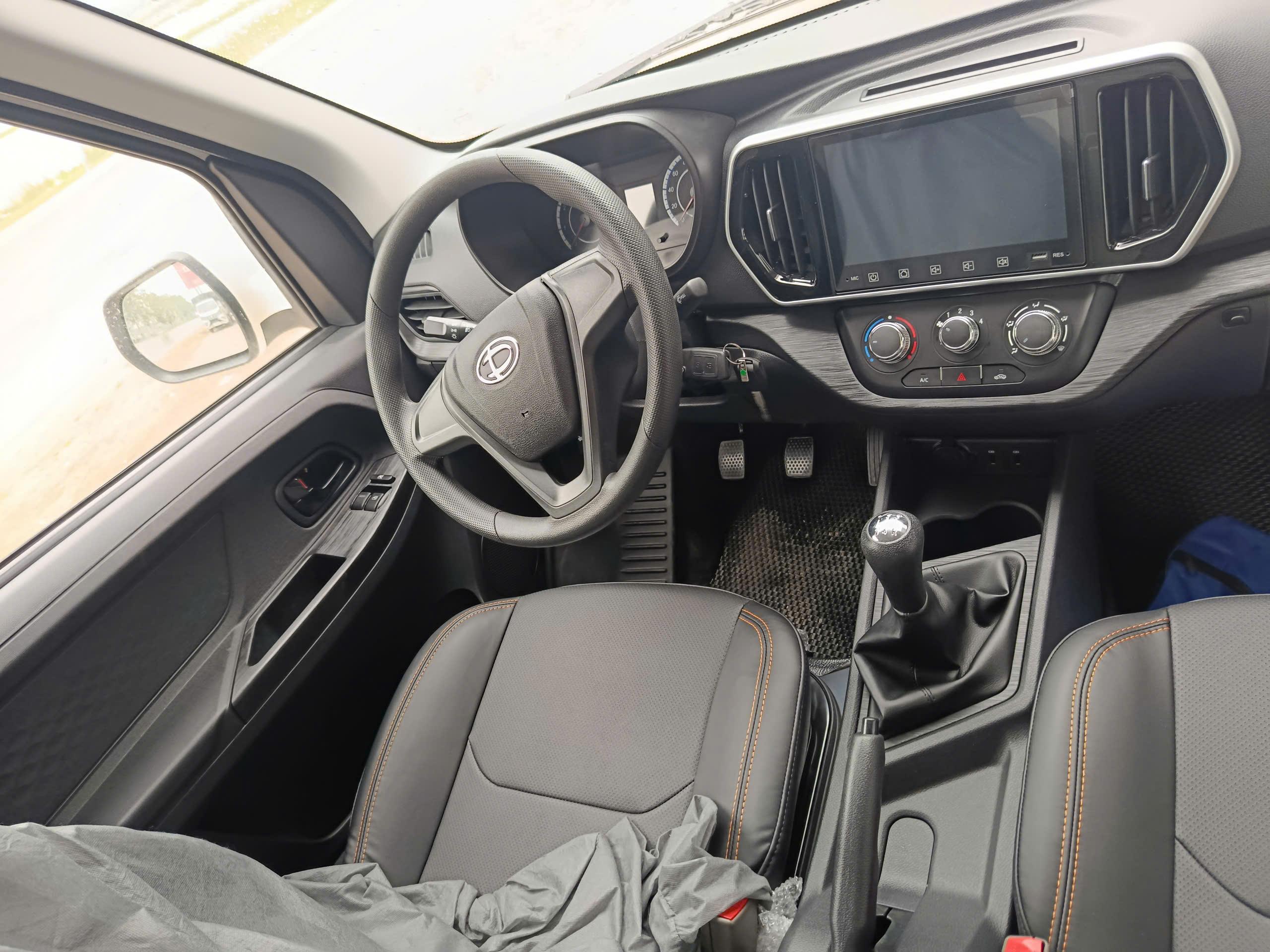 z7233126940267_7a2d71d3d2aef65f921fad46a62e1585